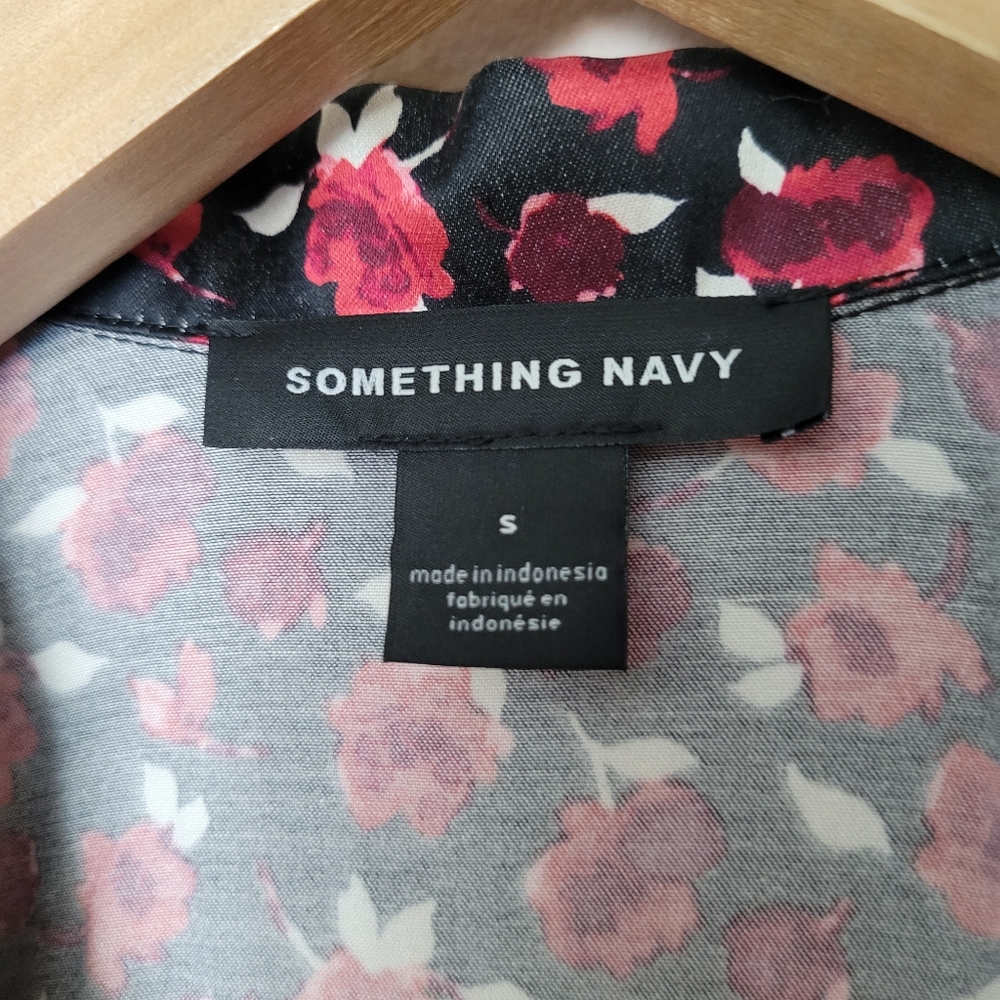 Something Navy Vintage Button Through Top - image 6